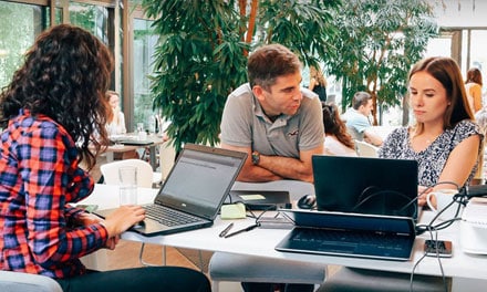 image promoting online courses in business at Hunter Continuing Education